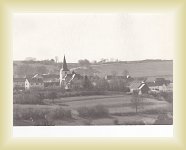 Blick zur Pfarrkirche von der Schlack um 1965 * 1720 x 1332 * (433KB)